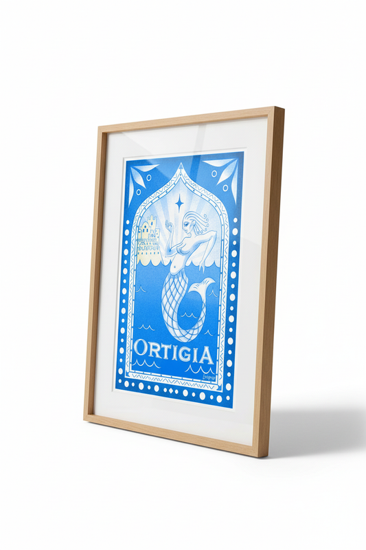 Poster incorniciato su sfondo bianco